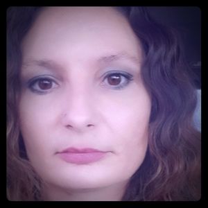 Meet your Posher, Jaynie